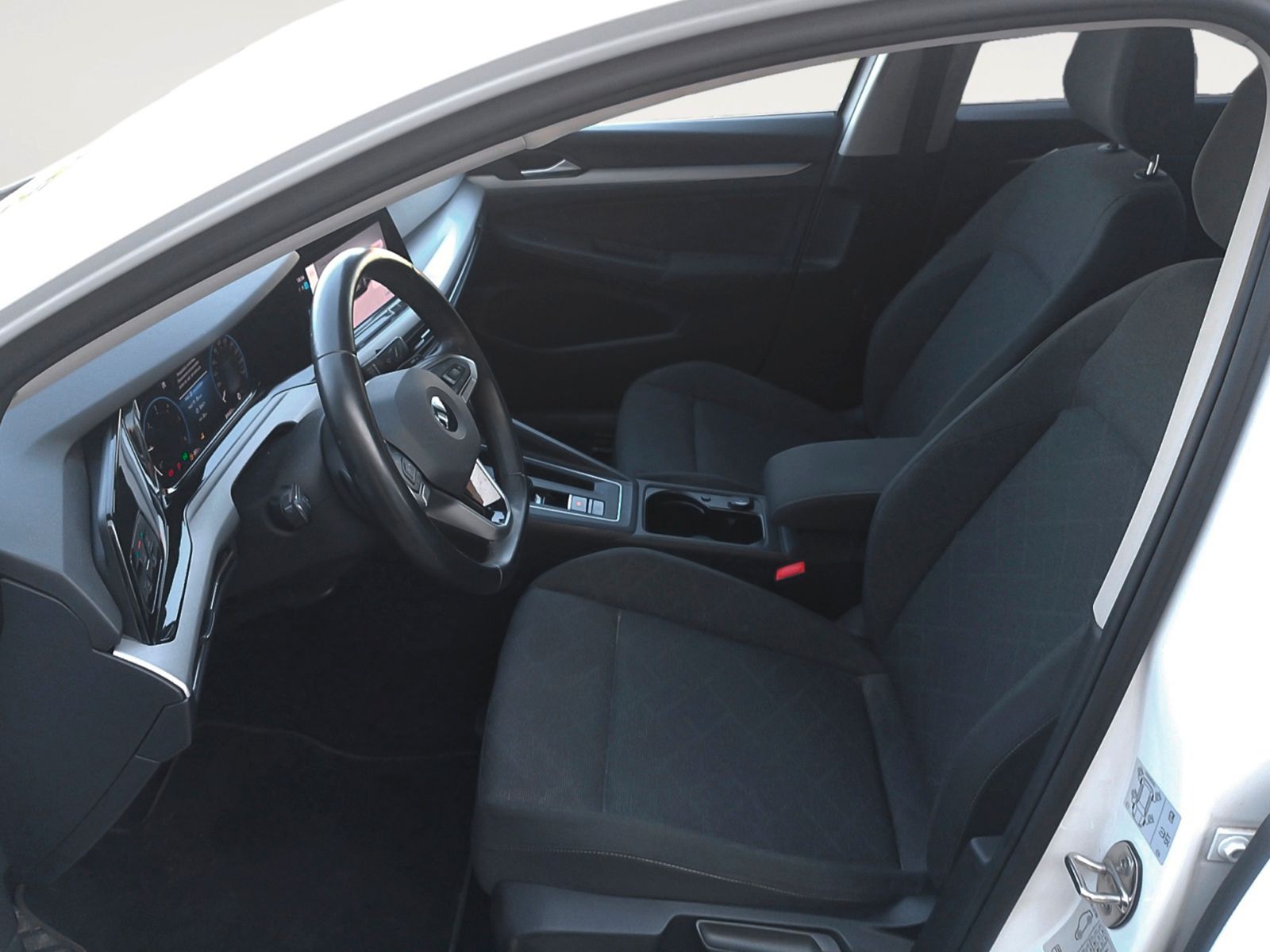 Volkswagen Golf Life 2.0 TDI DSG - foto 11