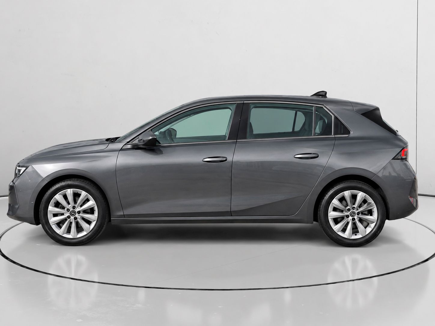 Opel Astra 1.2 Turbo XHT Edition - foto 6