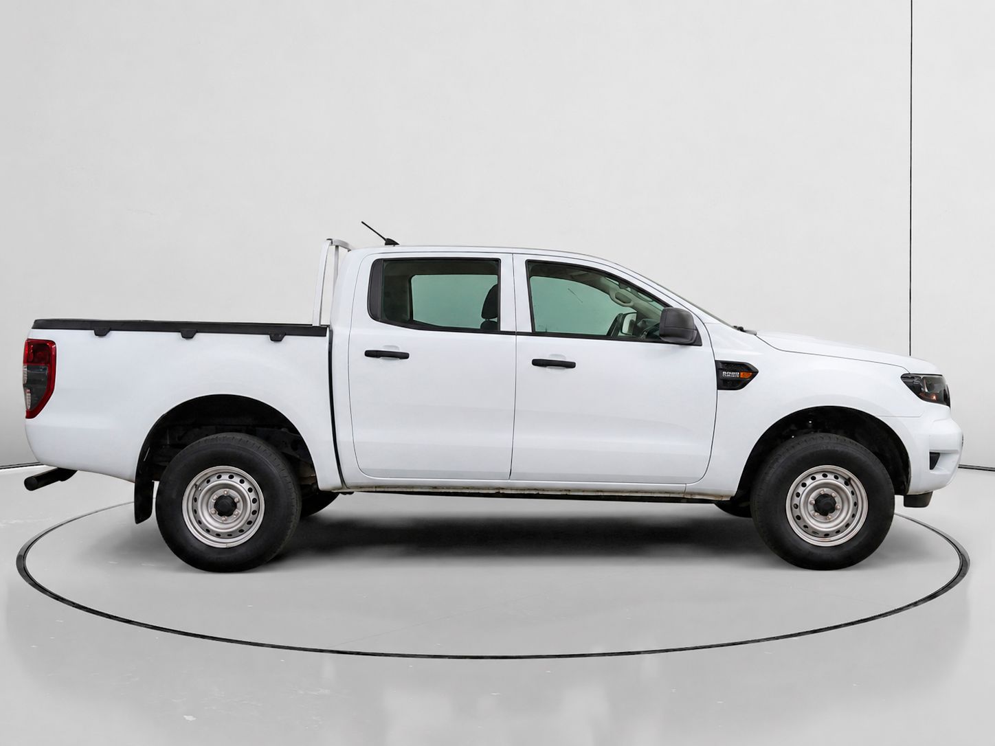 Ford Ranger Pickup 2.0 EcoBlue Doble Cabina XL 4x4 - foto 2