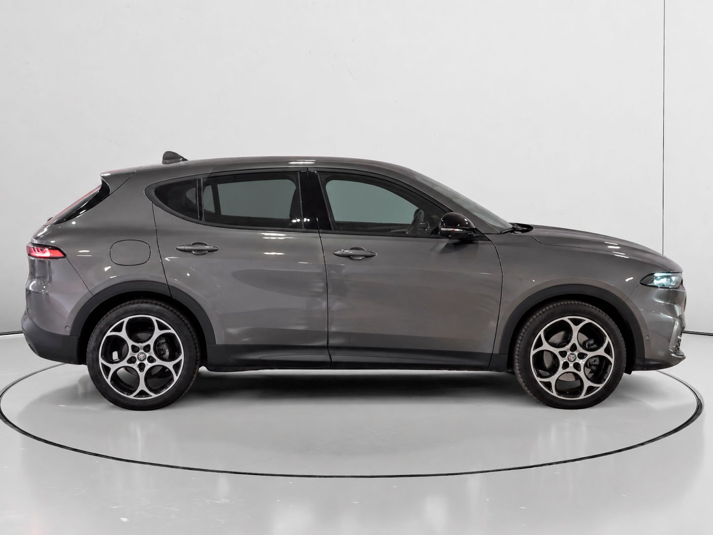 Alfa Romeo Tonale 1.6 DS Sprint FWD - foto 2