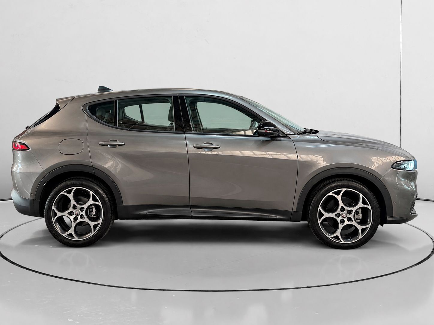 Alfa Romeo Tonale 1.6 DS Sprint FWD - foto 2