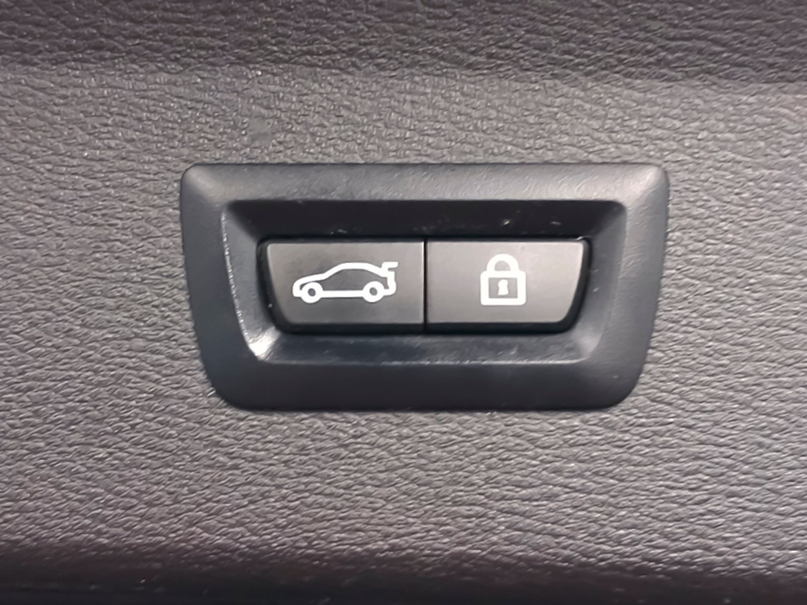 BMW X1 sDrive18d - foto 15