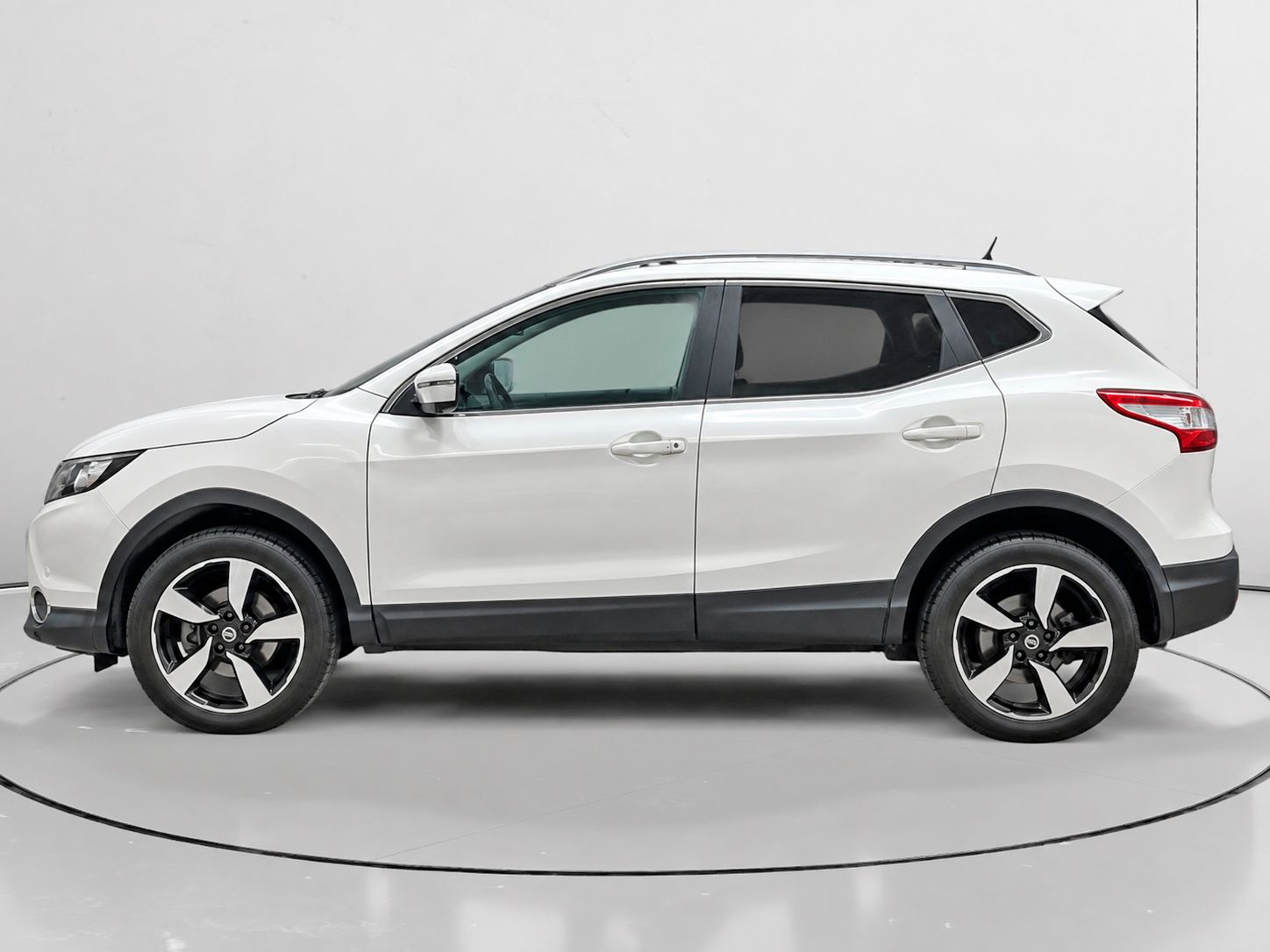 Nissan Qashqai dCi 110 Visia 4x2 - foto 6