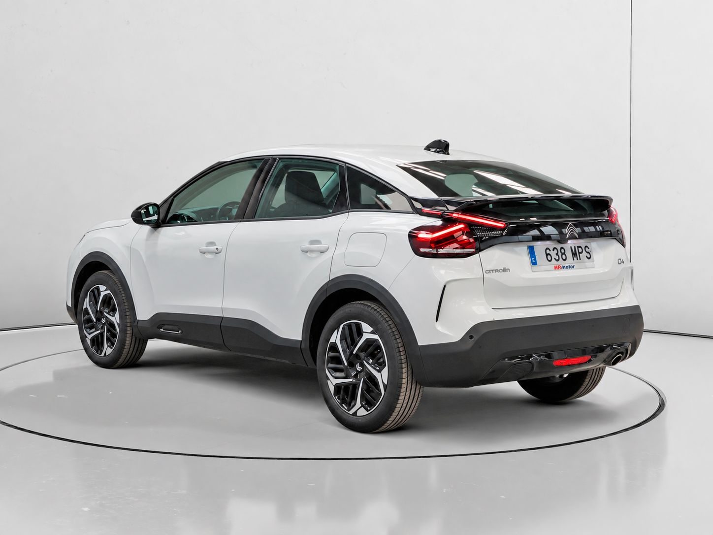 Citroën C4 BlueHDi 130 Plus EAT8 - foto 5