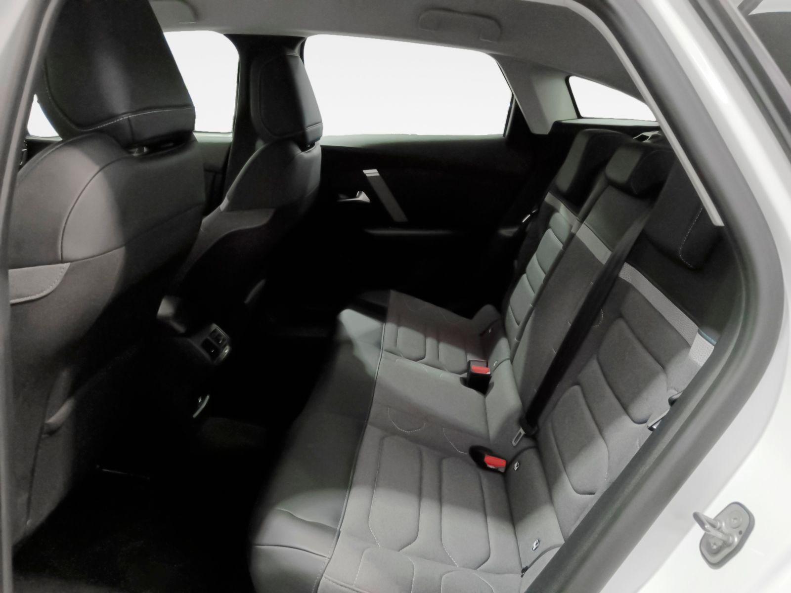 Citroën C4 BlueHDi 130 Plus EAT8 - foto 12