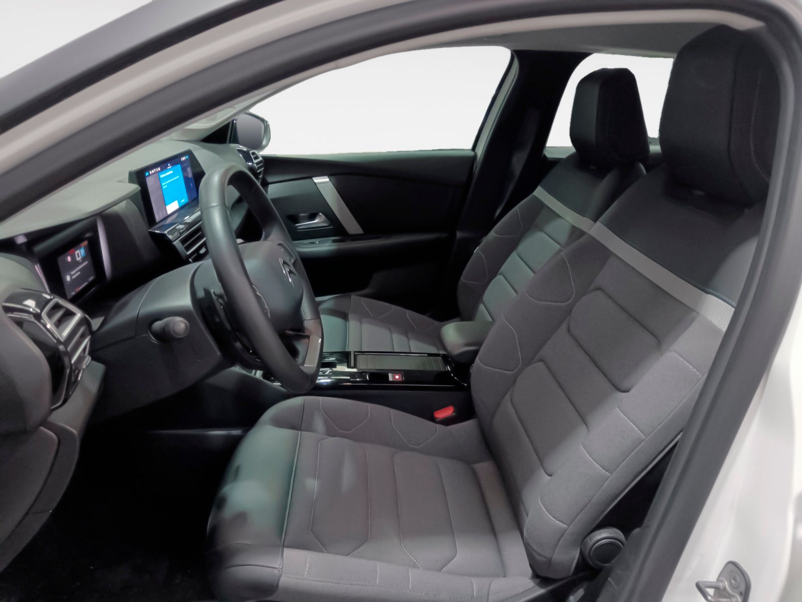 Citroën C4 BlueHDi 130 Plus EAT8 - foto 11