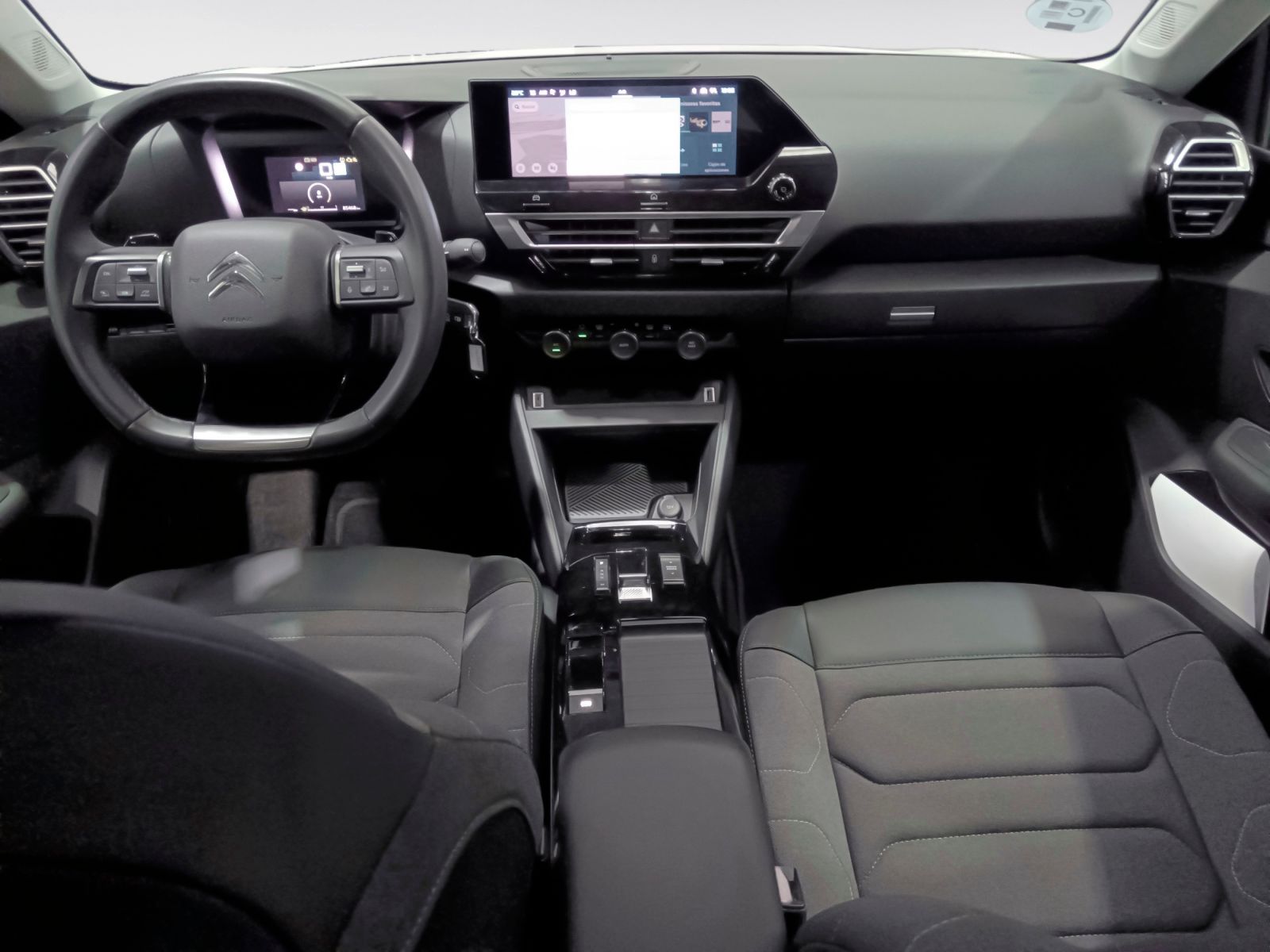Citroën C4 BlueHDi 130 Plus EAT8 - foto 9