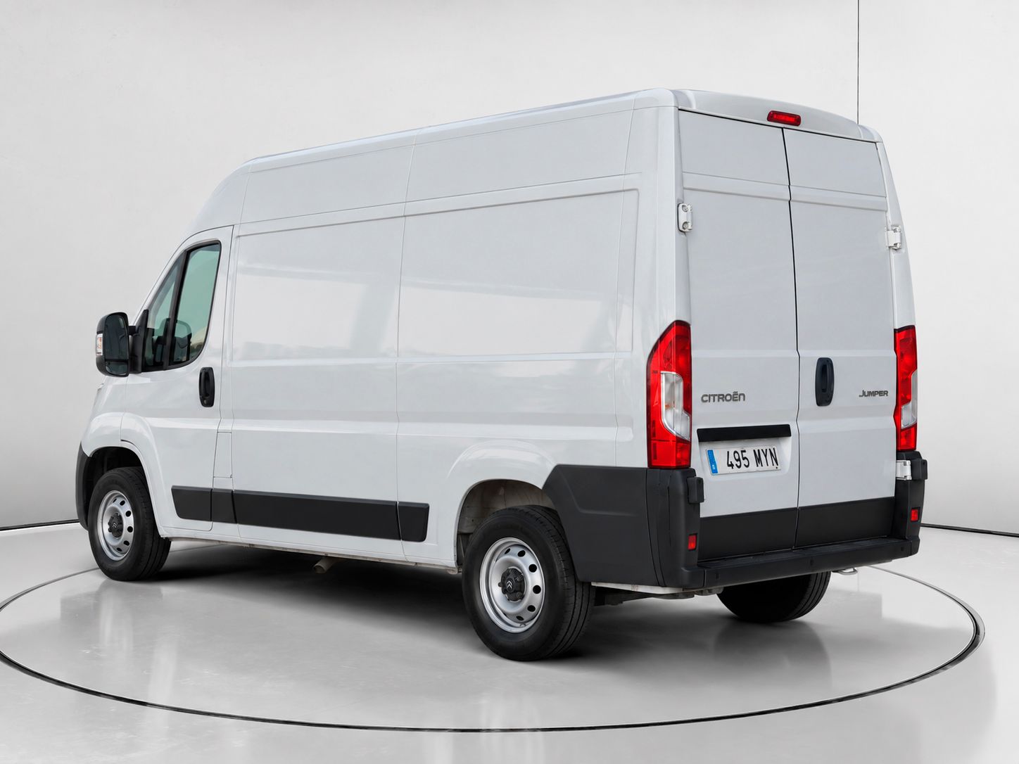 Citroën Jumper Furgon BlueHDi 140 35 L2H2 - foto 5