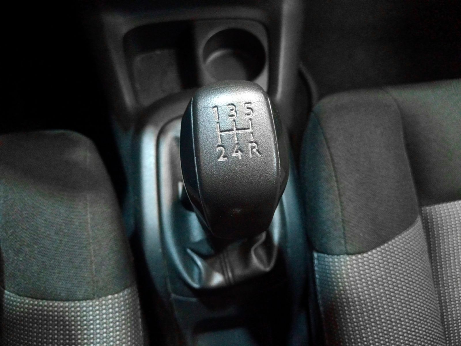 Citroën C4 Cactus PureTech 110 Shine - foto 15