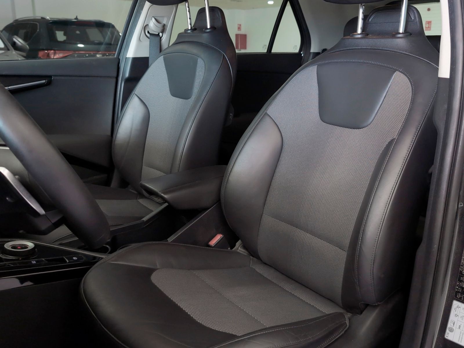 Kia Niro 1.6 GDi HEV Drive - foto 21