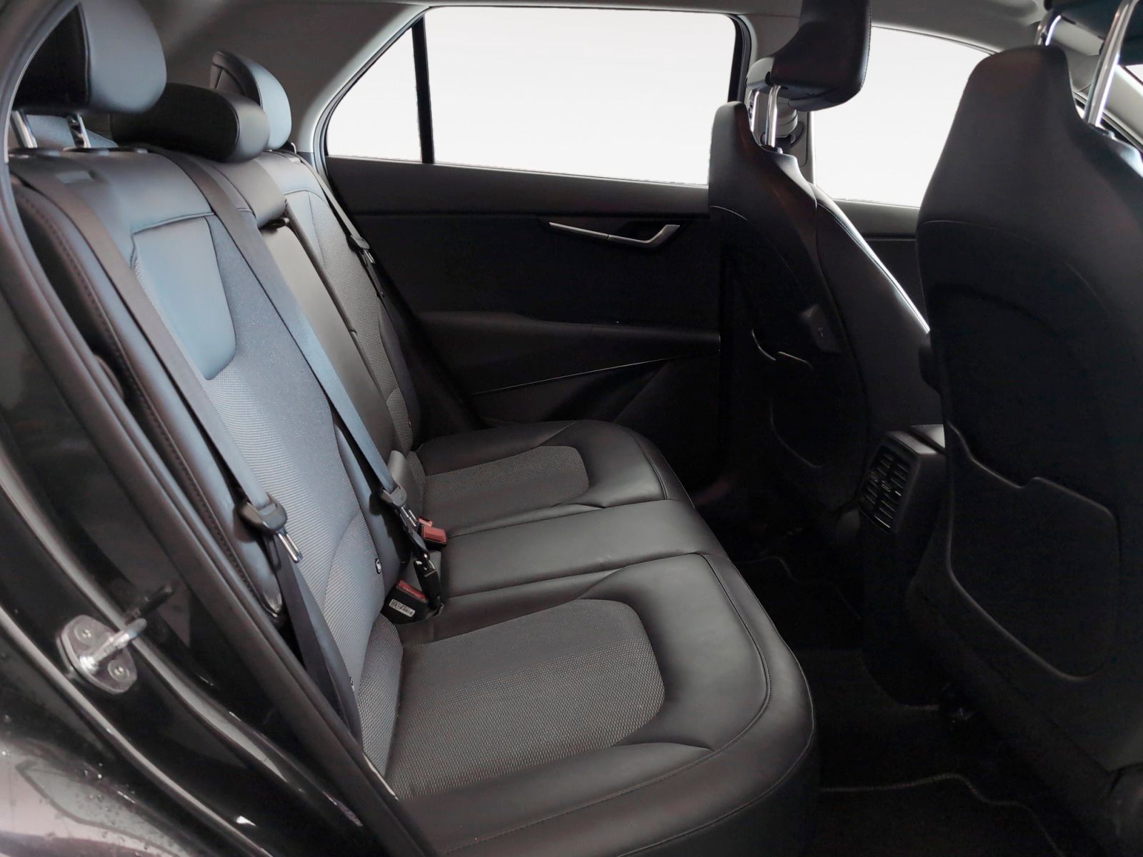 Kia Niro 1.6 GDi HEV Drive - foto 12