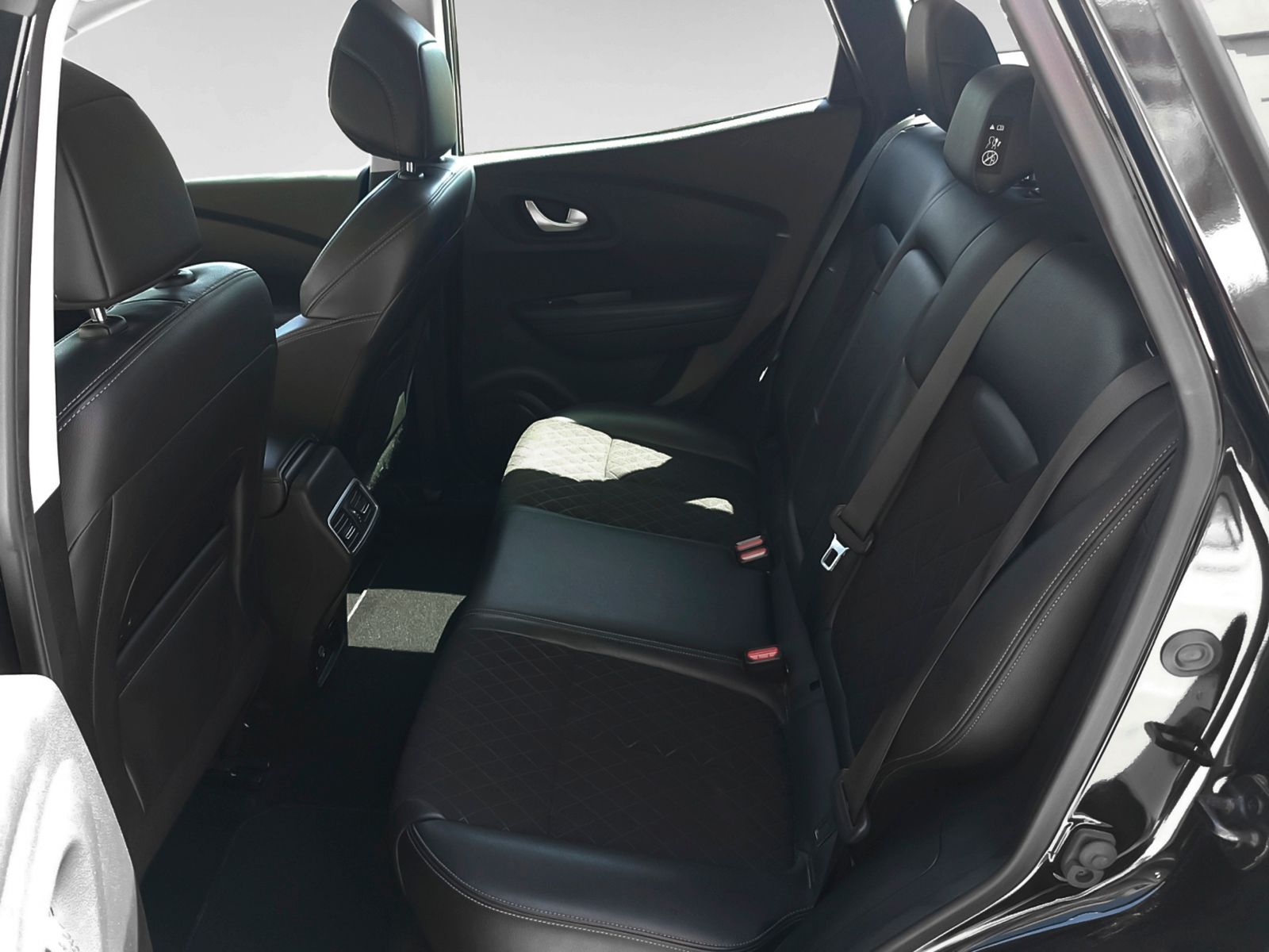 Renault Kadjar Techno TCe GPF EDC - foto 12