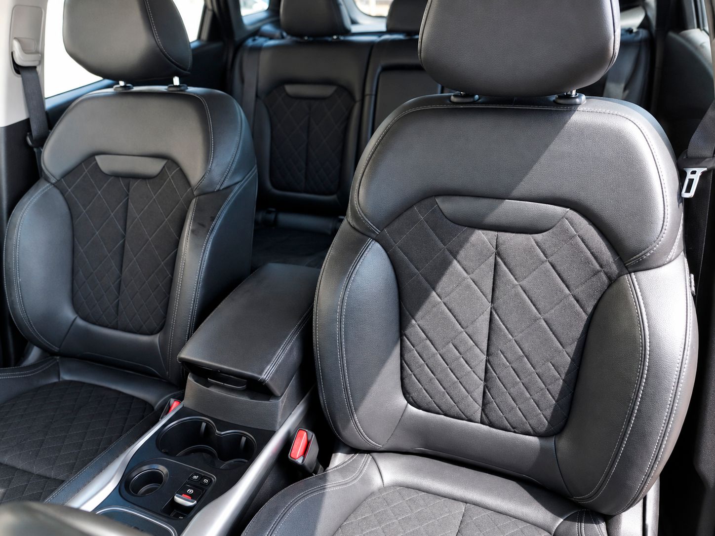 Renault Kadjar Techno TCe GPF EDC - foto 24