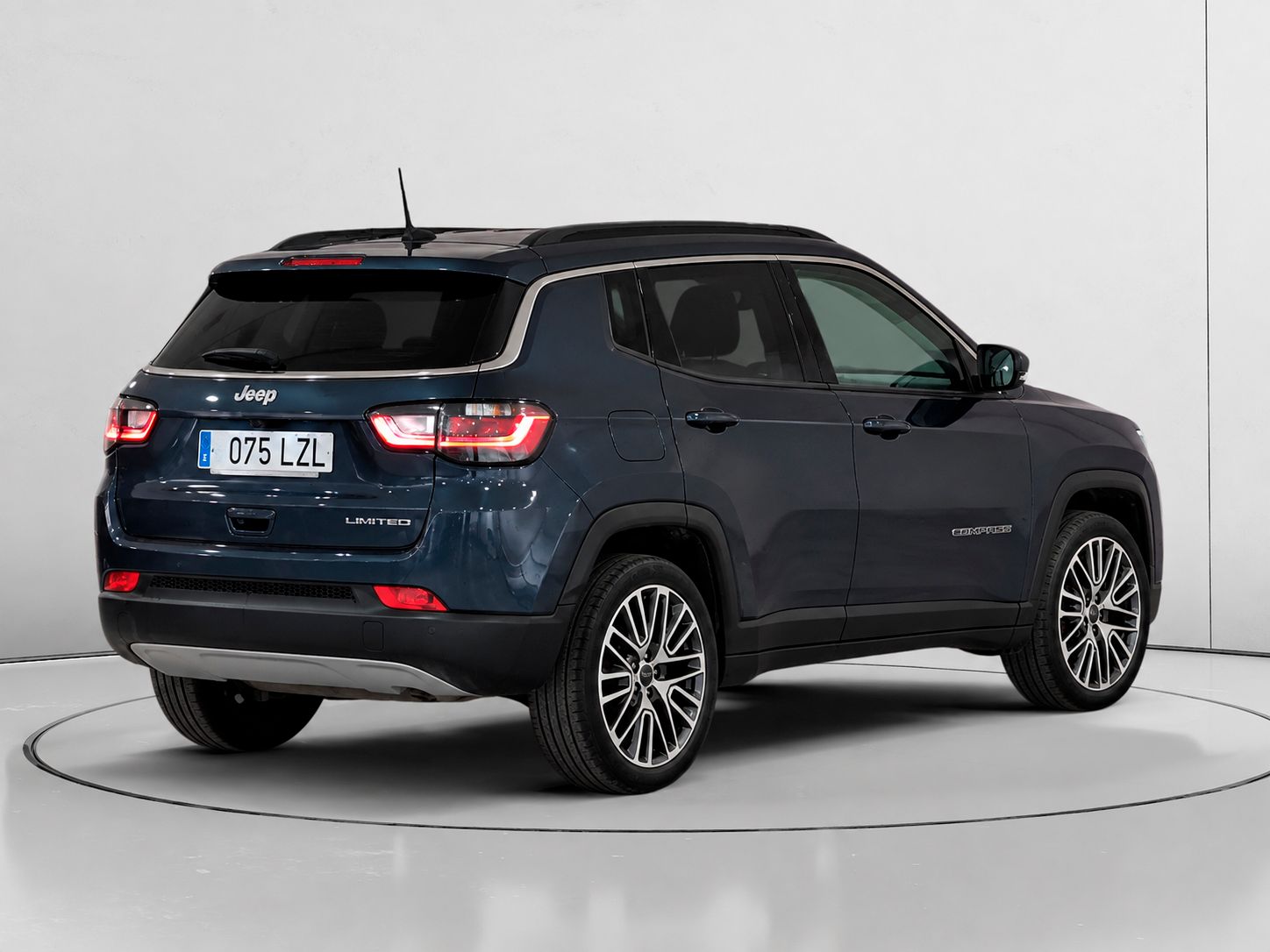 Jeep Compass 1.3 Gse Limited 4x2 FWD - foto 3