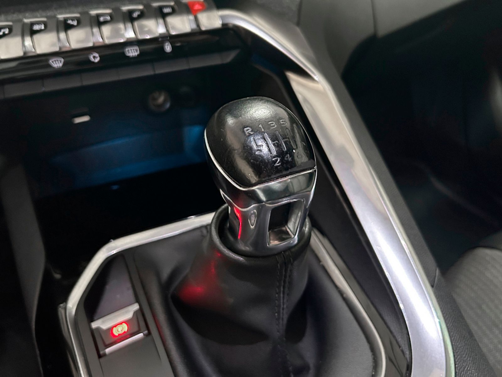 Peugeot 3008 PureTech 130 Allure Pack - foto 16