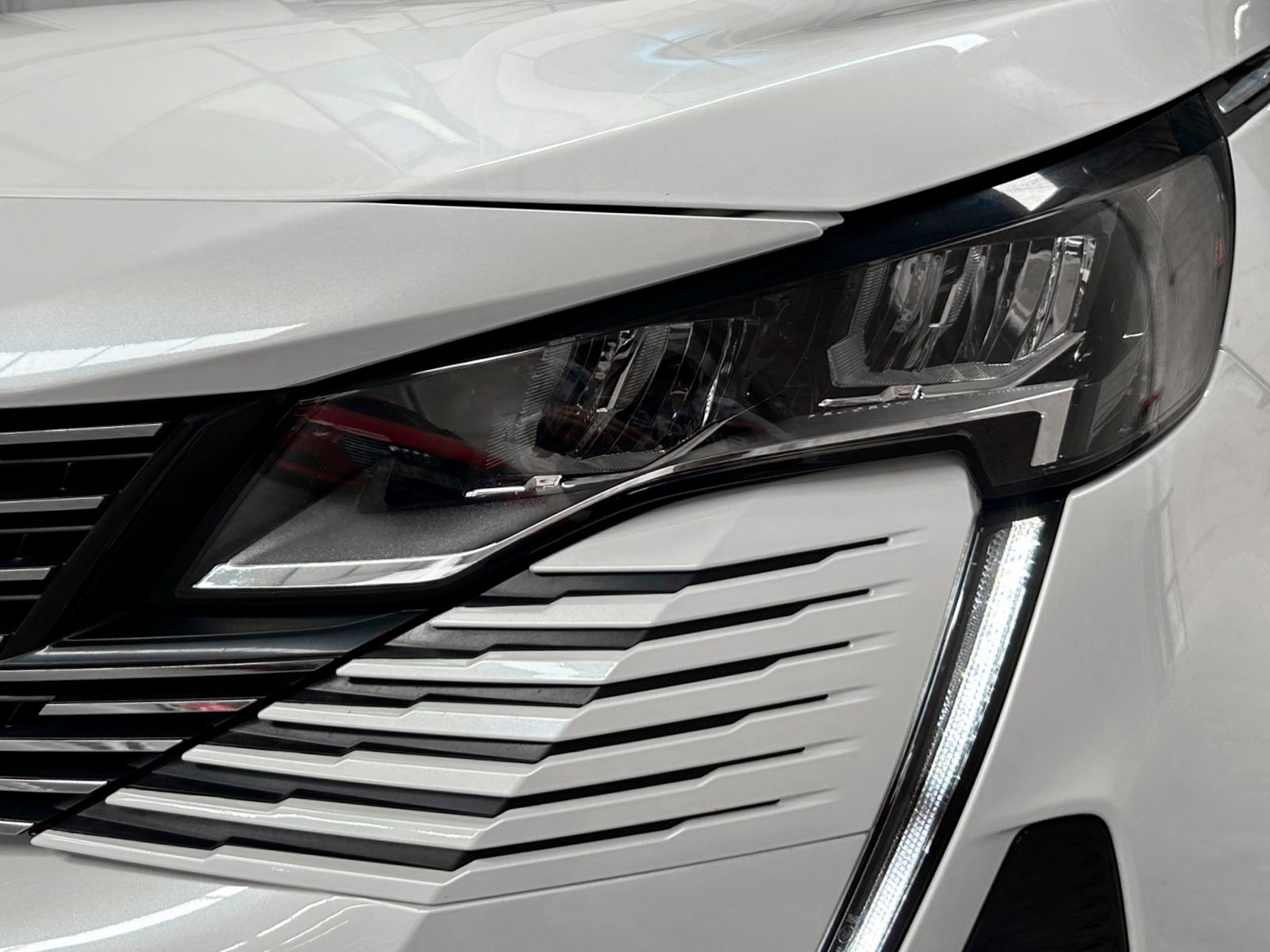 Peugeot 3008 PureTech 130 Allure Pack - foto 25