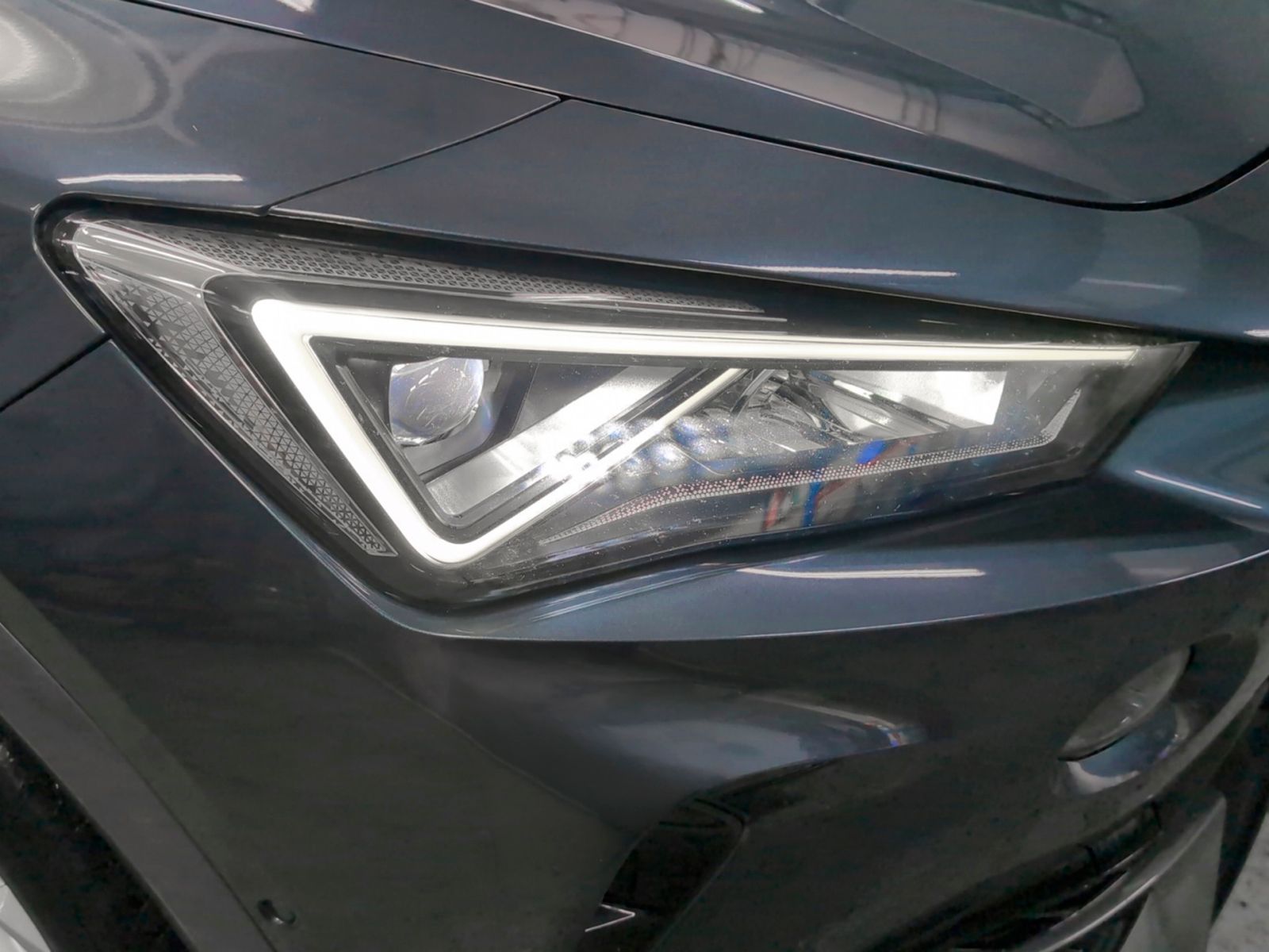 Cupra Formentor 1.5 TSI DSG - foto 24