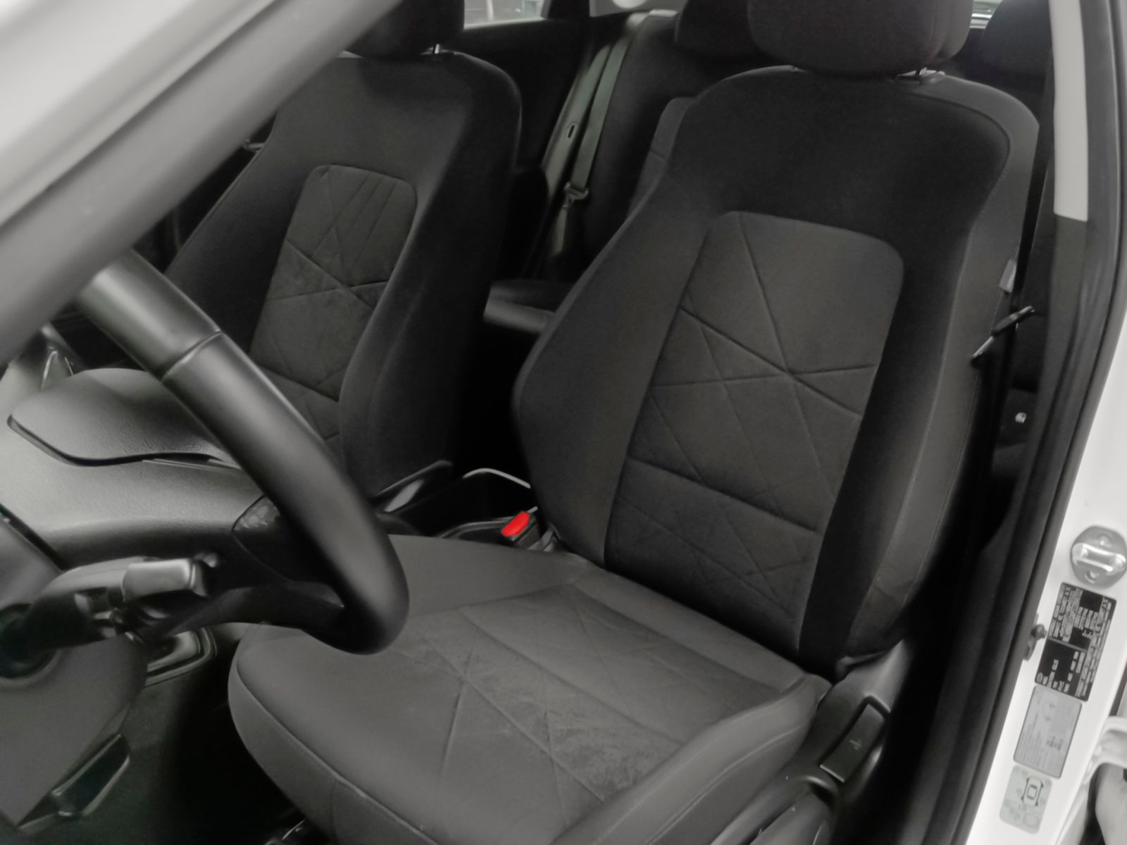 Hyundai Bayon 1.0 T-GDi 48V Maxx - foto 23