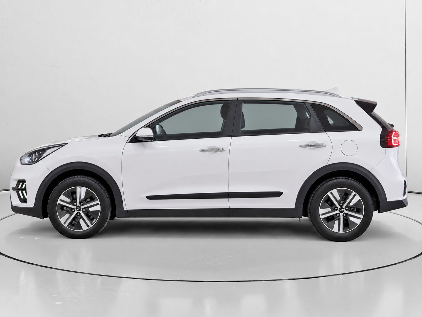 Kia Niro 1.6 GDi HEV Drive - foto 6