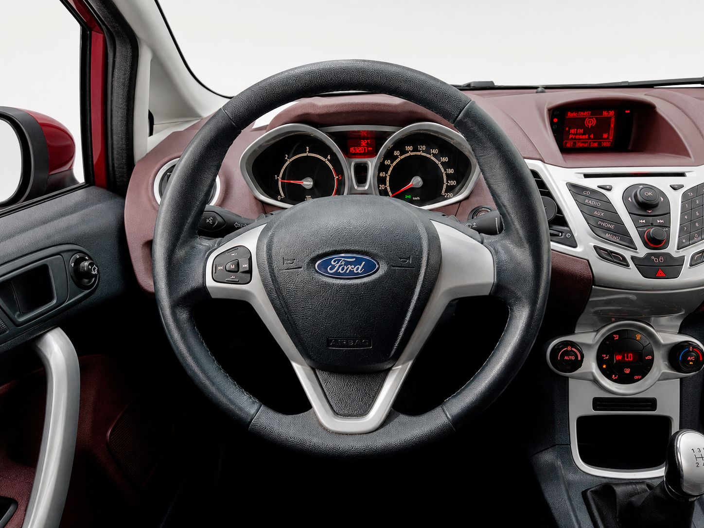 Ford Fiesta 1.6 TDCi Titanium - foto 10