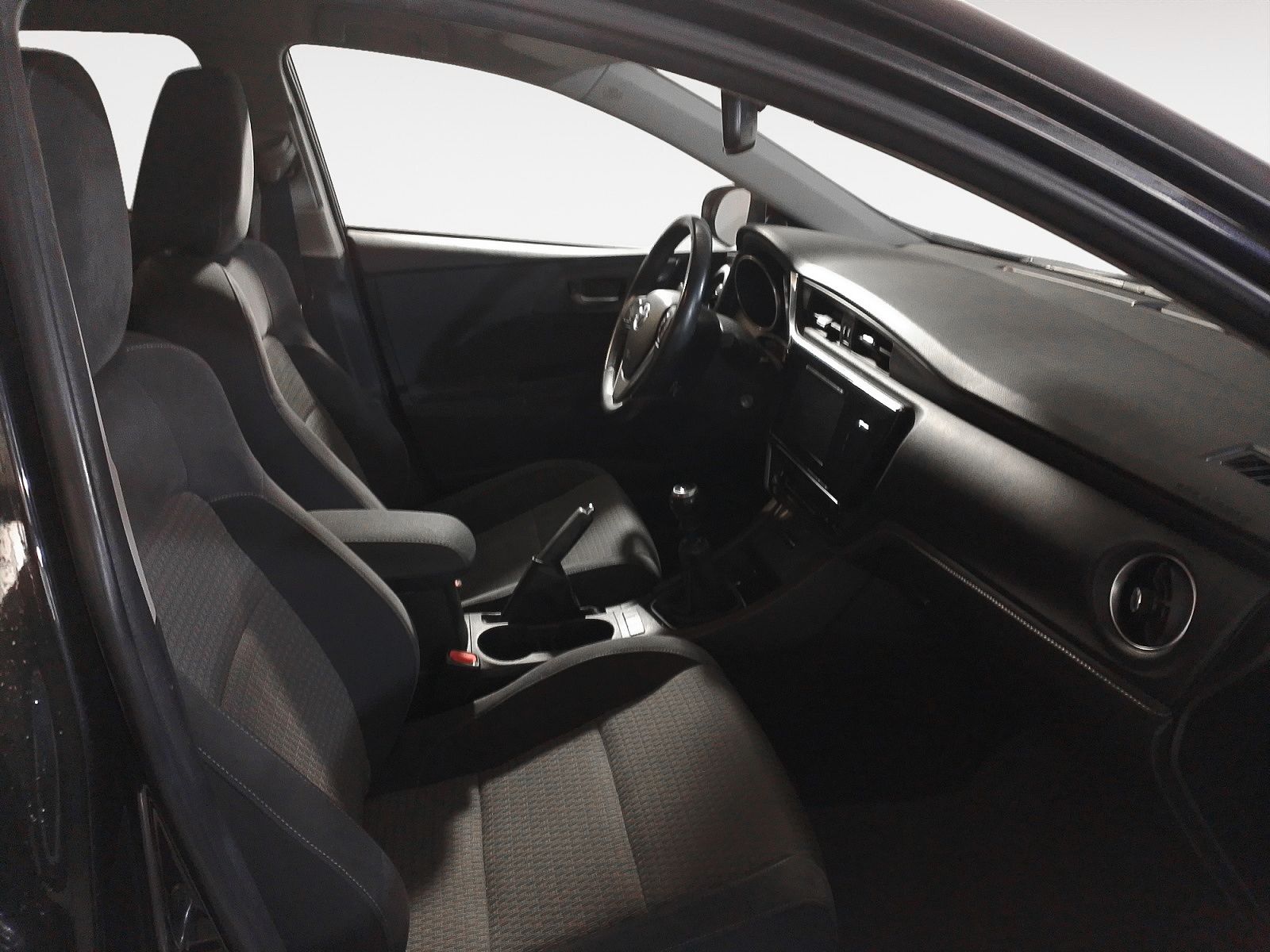 Toyota Auris 120T Active (Business Plus) - foto 11