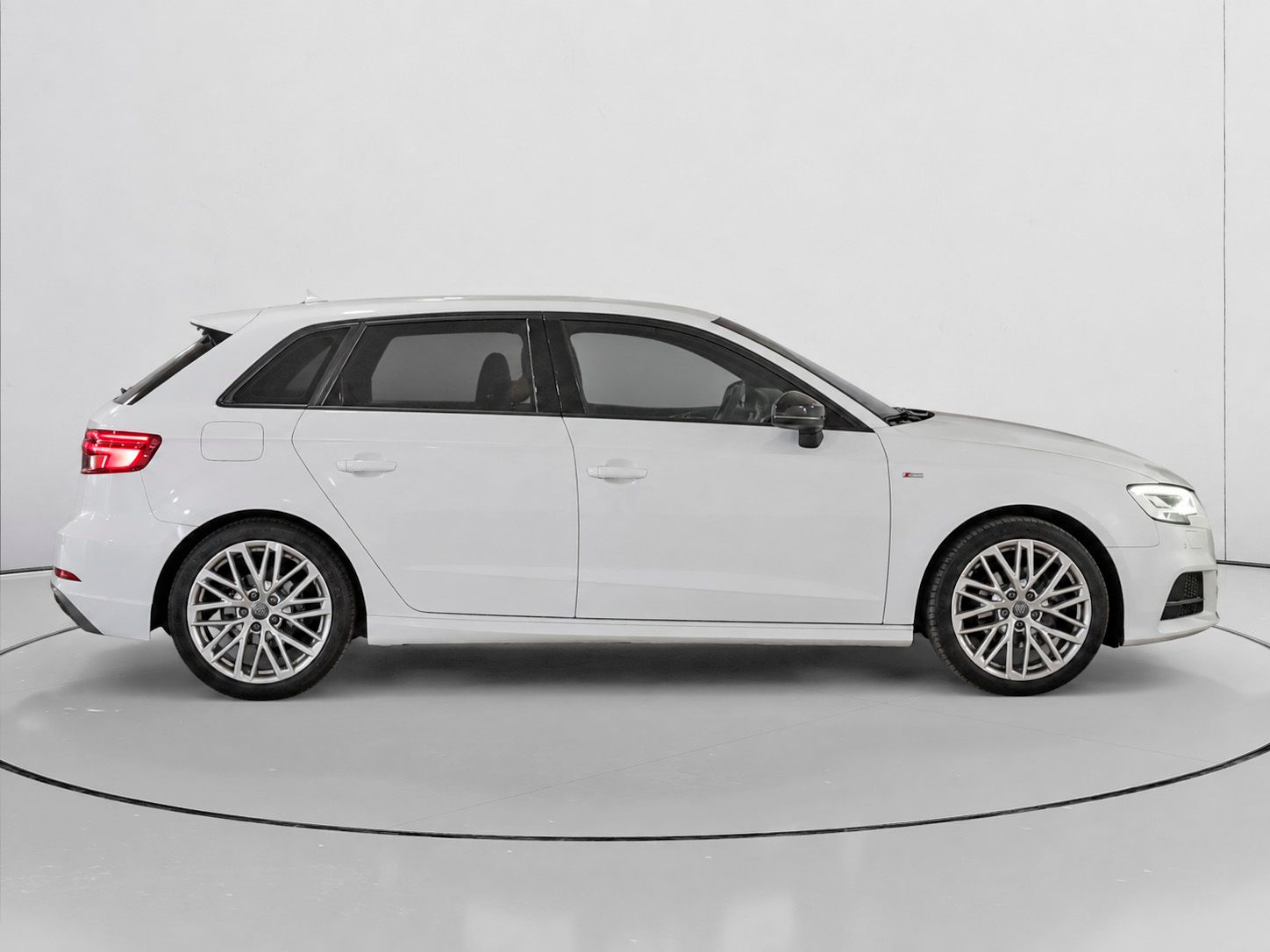 Audi A3 S line edition 2.0 TDI S tronic - foto 2