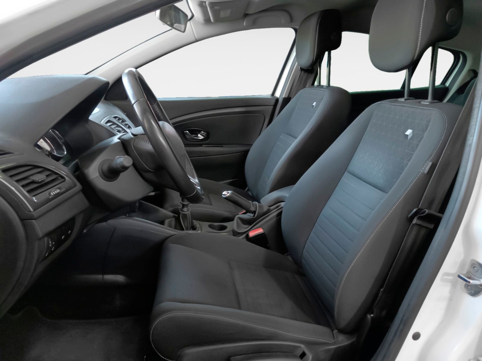 Renault Mégane Limited Energy TCe - foto 10
