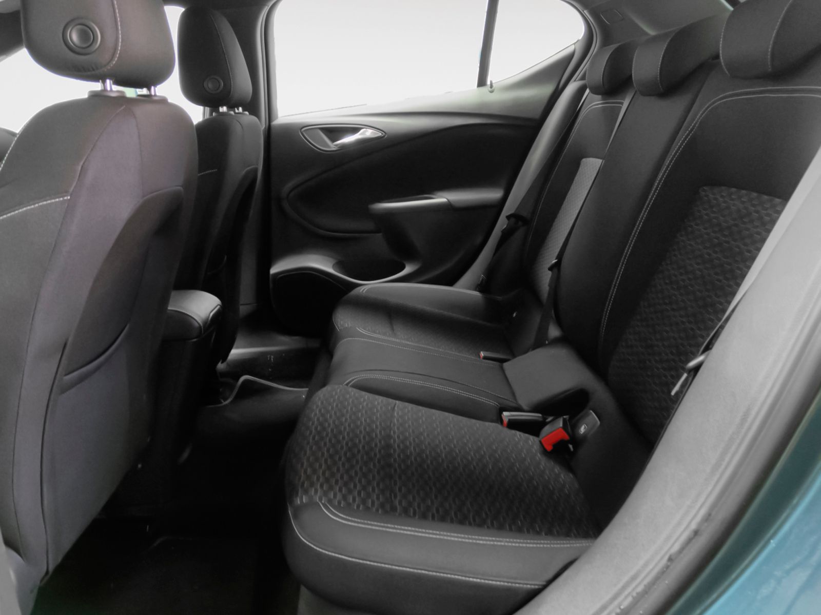 Opel Astra 1.4 Turbo Dynamic - foto 12