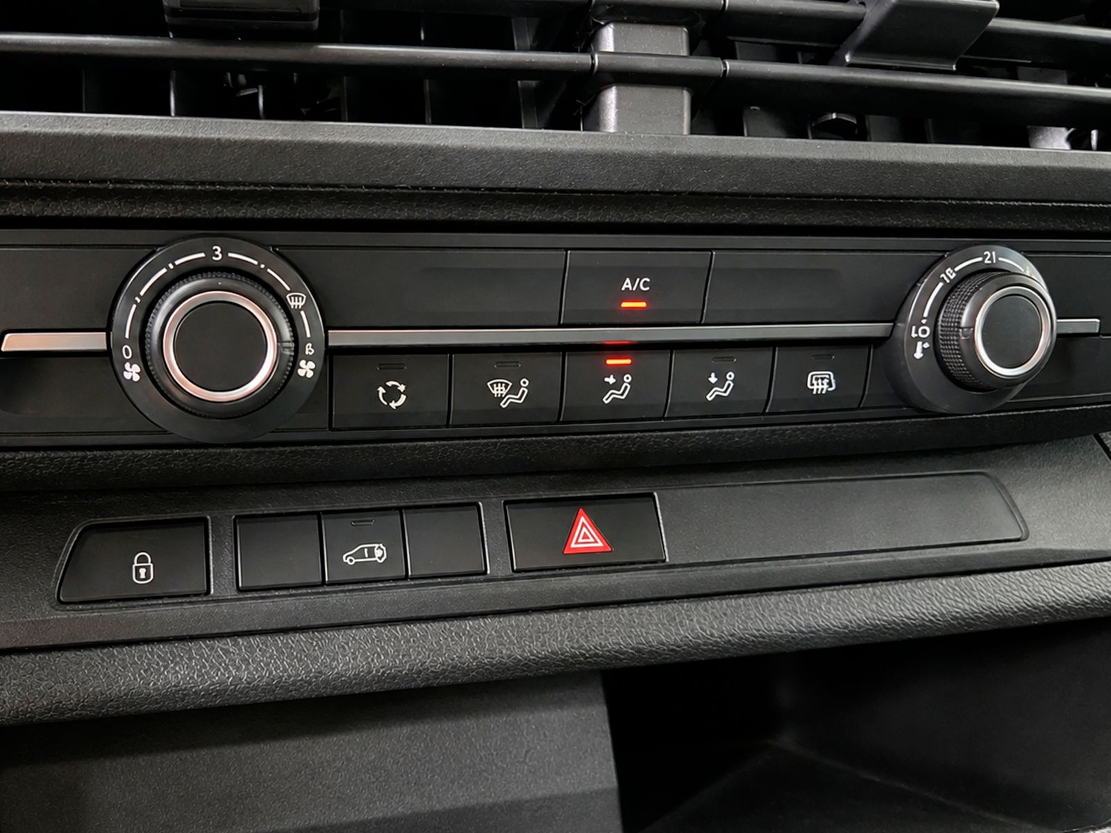 Peugeot Expert Furgon BlueHDi 120 Standard - foto 21