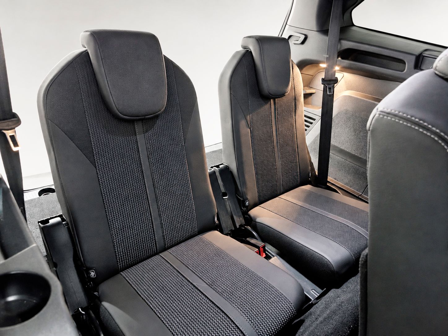 Peugeot 5008 BlueHDi 130 GT EAT8 - foto 13