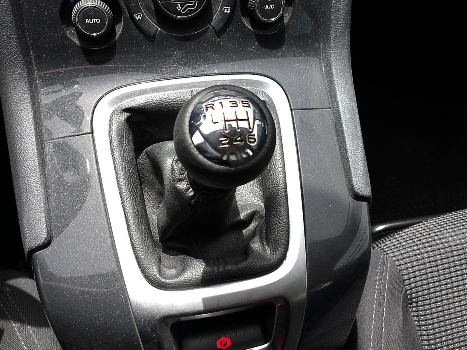 Peugeot 5008 1.6 HDi FAP Premium - foto 15