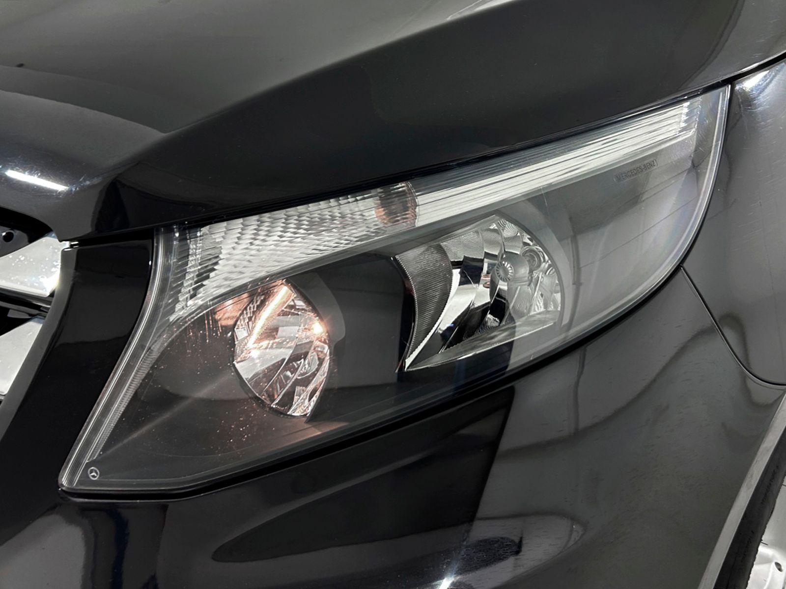Mercedes-Benz Vito Combi 111 CDI Tourer Base Larga - foto 24