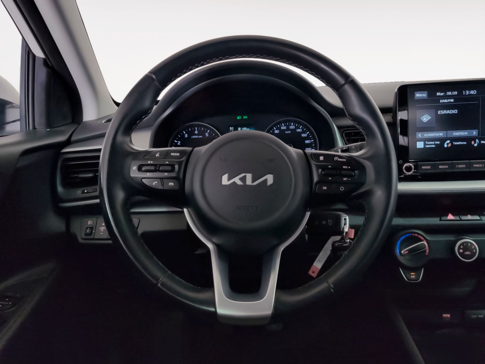 Kia Stonic 1.0 T-GDi MHEV iMT Concept - foto 10