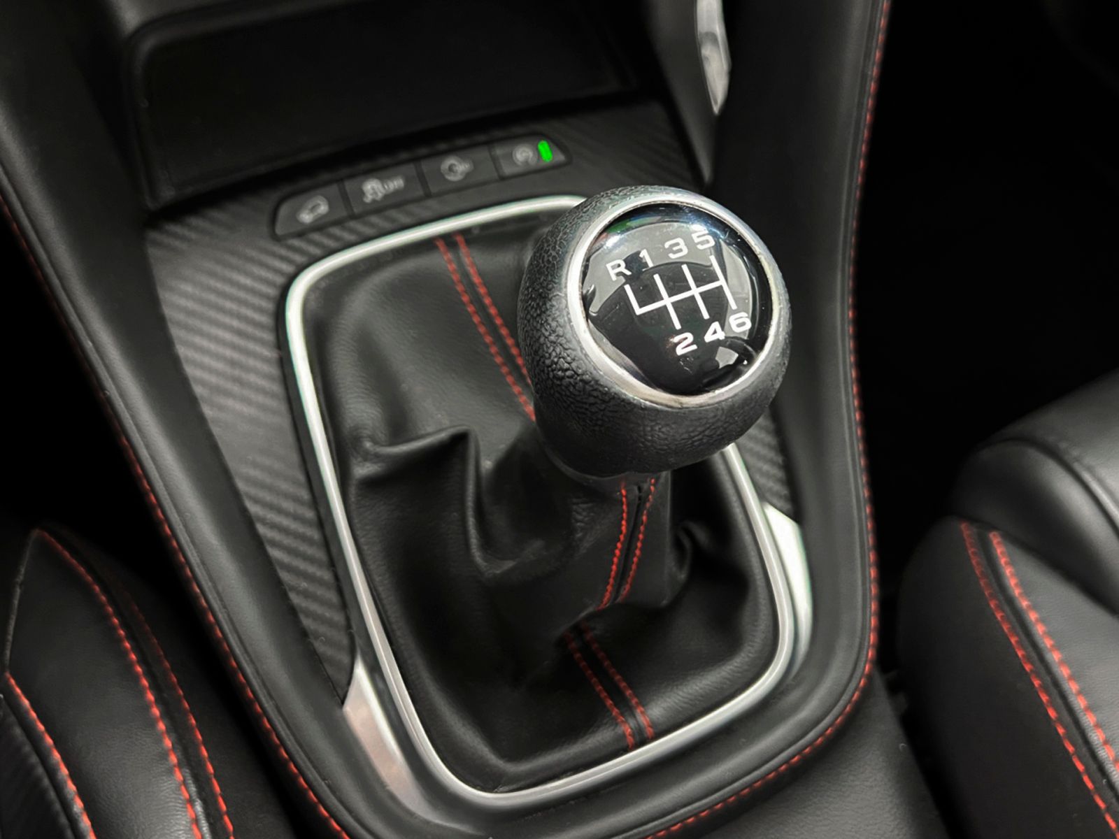 MG ZS 1.0T Luxury - foto 16