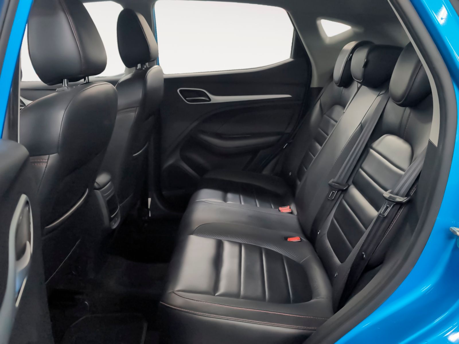 MG ZS 1.0T Luxury - foto 12