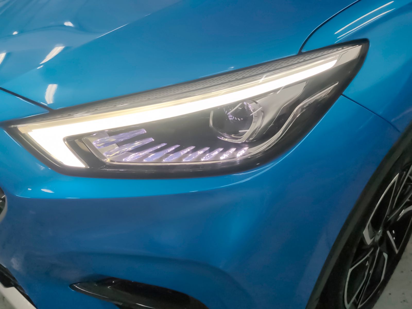 MG ZS 1.0T Luxury - foto 26