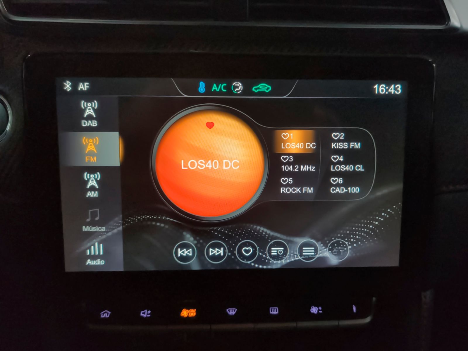 MG ZS 1.0T Luxury - foto 20