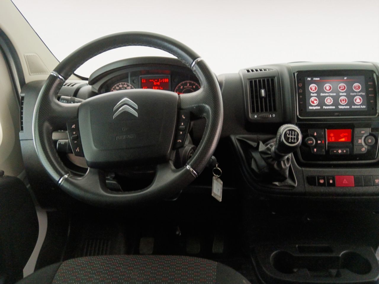 Citroën Jumper Furgon BlueHDi 140 35 L2H2 - foto 7