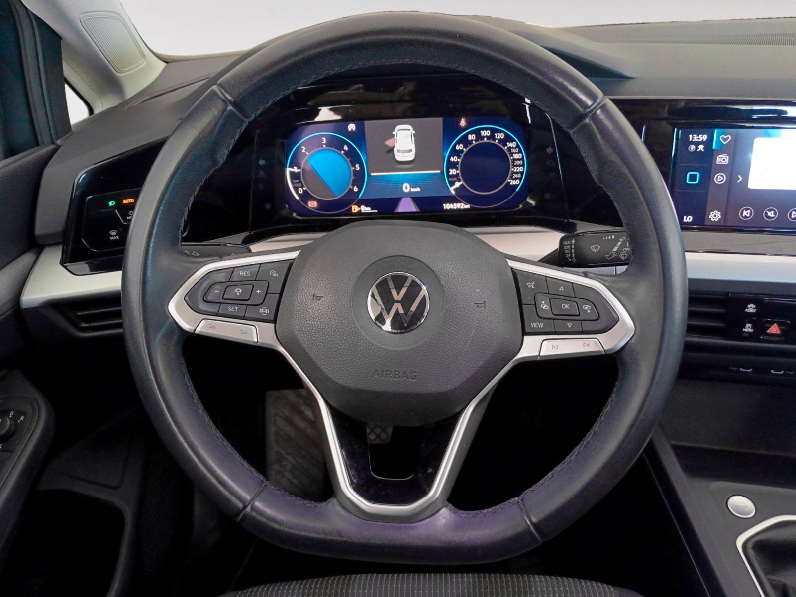 Volkswagen Golf 2.0 TDI - foto 10