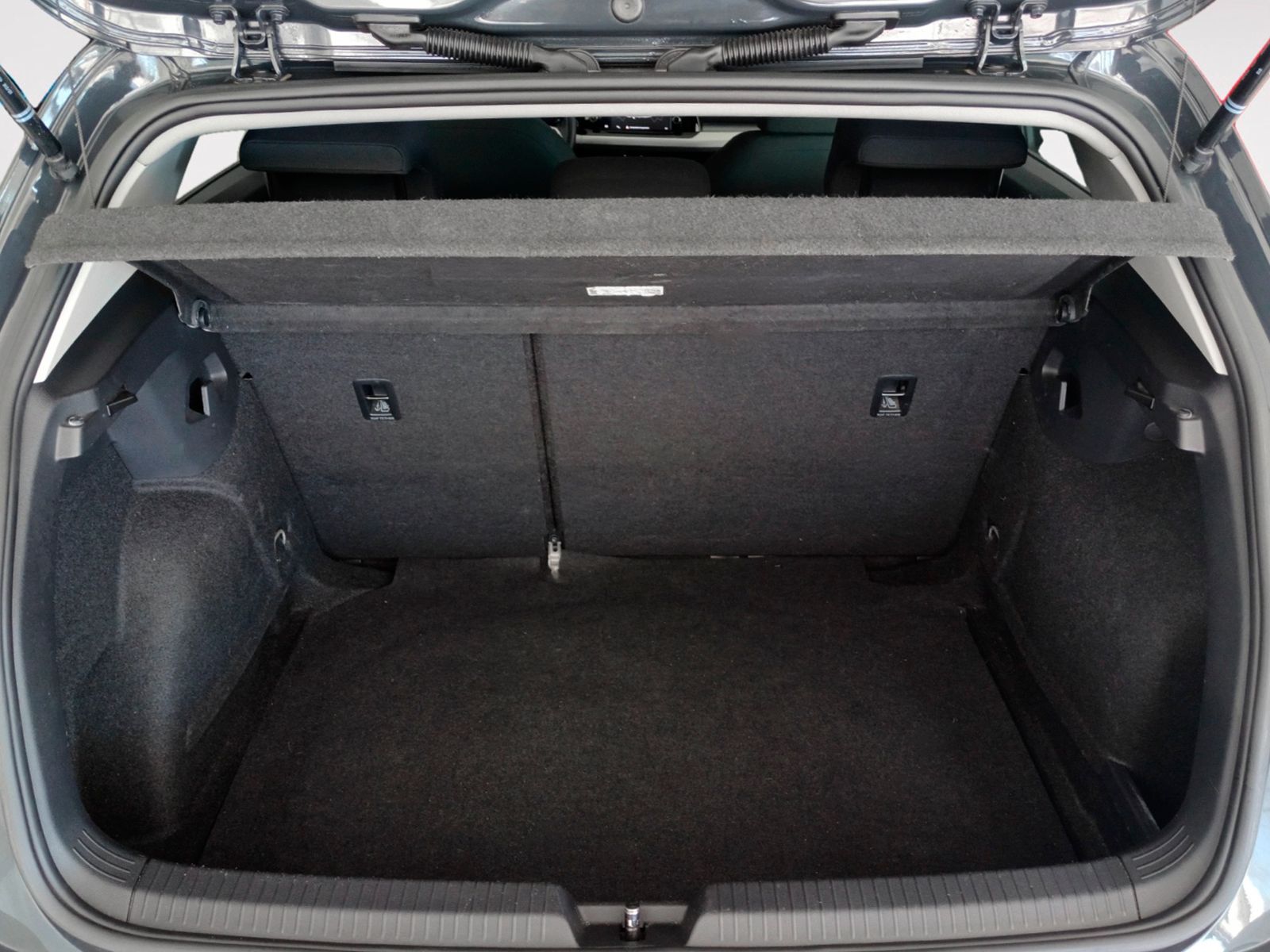 Volkswagen Golf 2.0 TDI - foto 14
