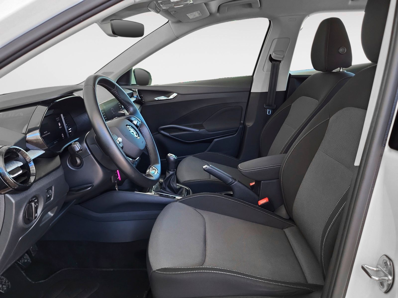 Škoda Fabia 1.0 TSI Ambition - foto 11