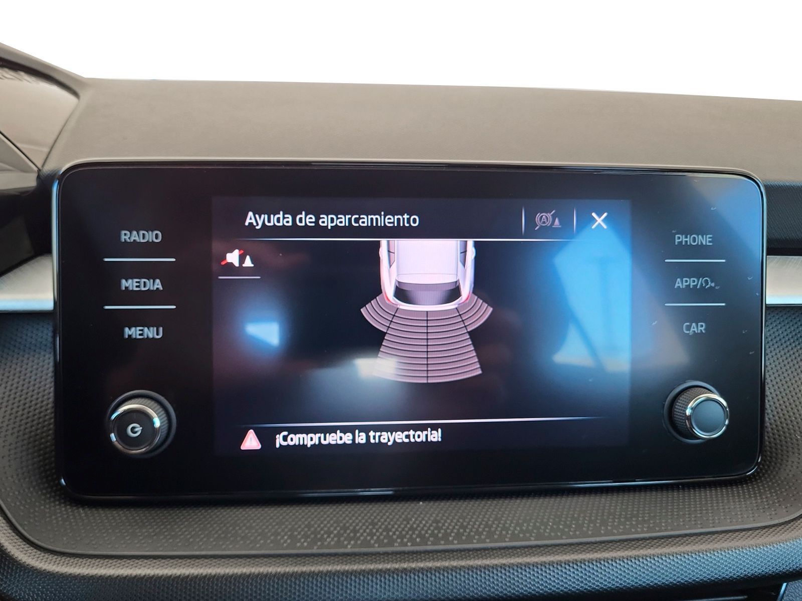 Škoda Fabia 1.0 TSI Ambition - foto 21
