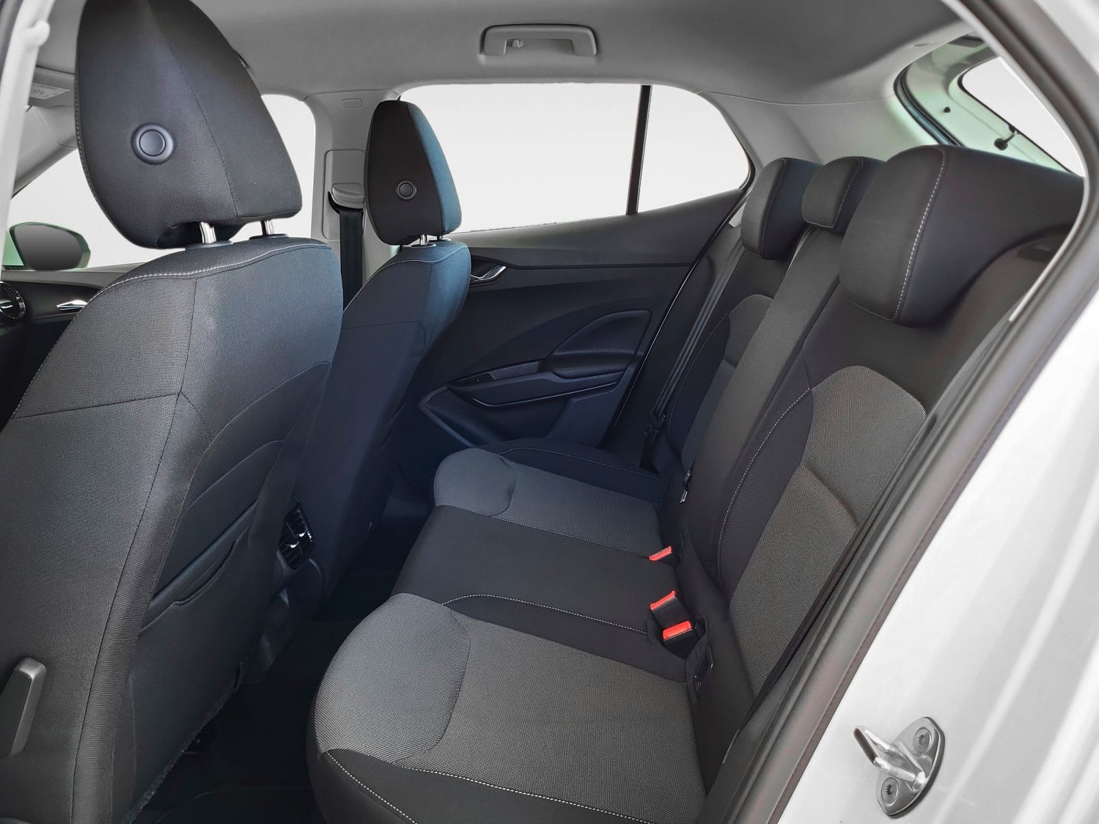 Škoda Fabia 1.0 TSI Ambition - foto 12