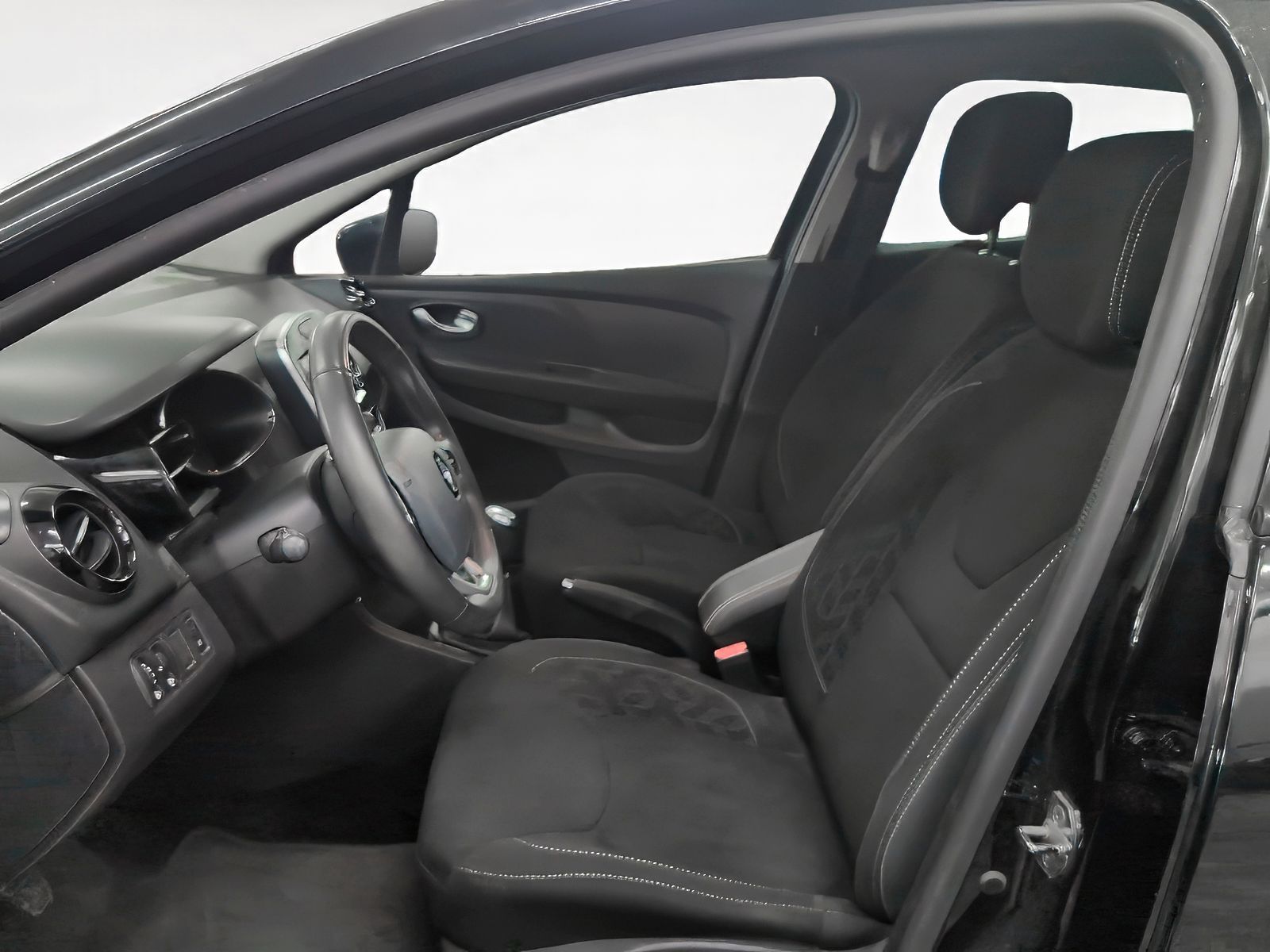 Renault Clio Limited Energy TCe - foto 11