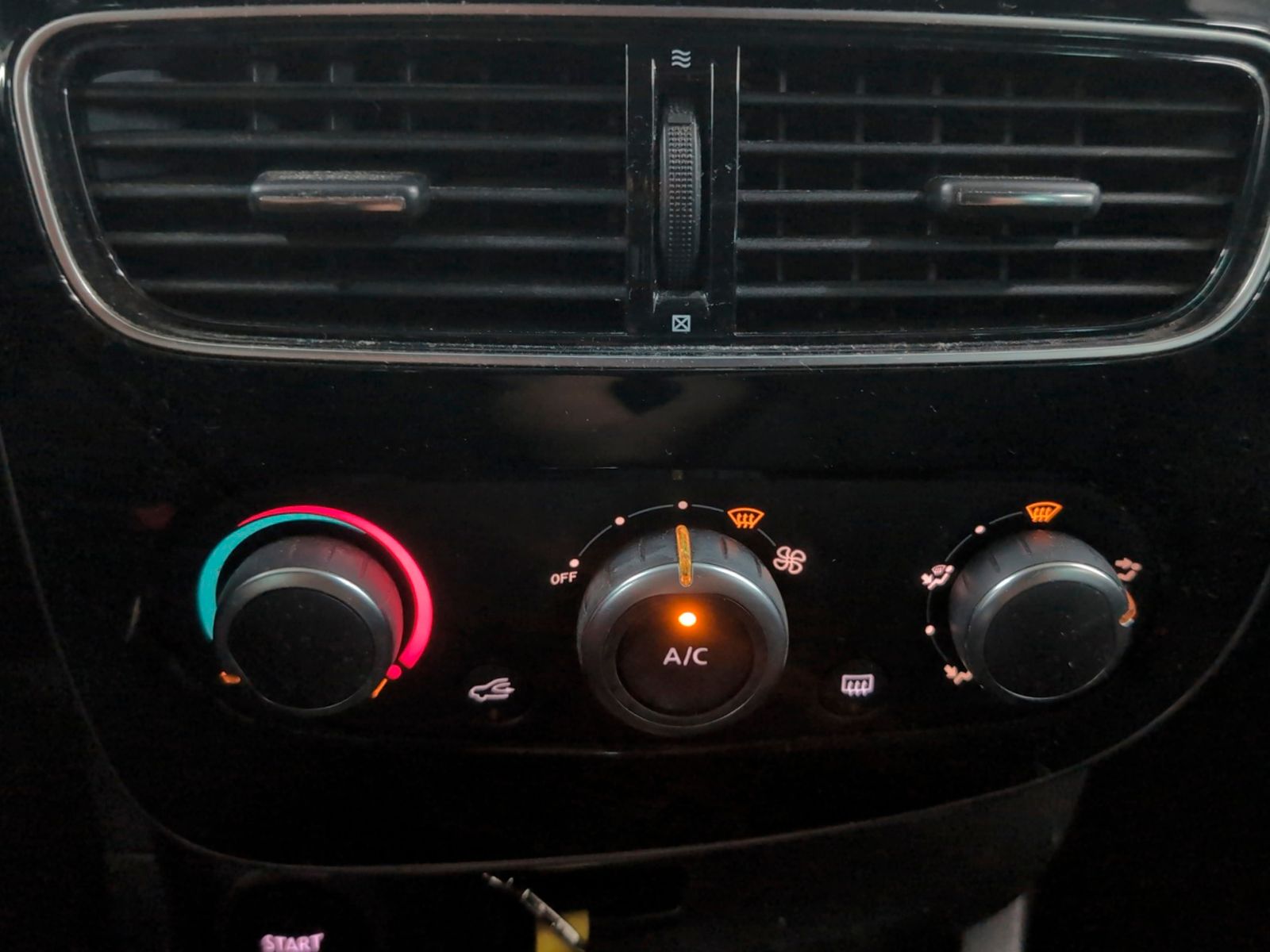 Renault Clio Limited Energy TCe - foto 21