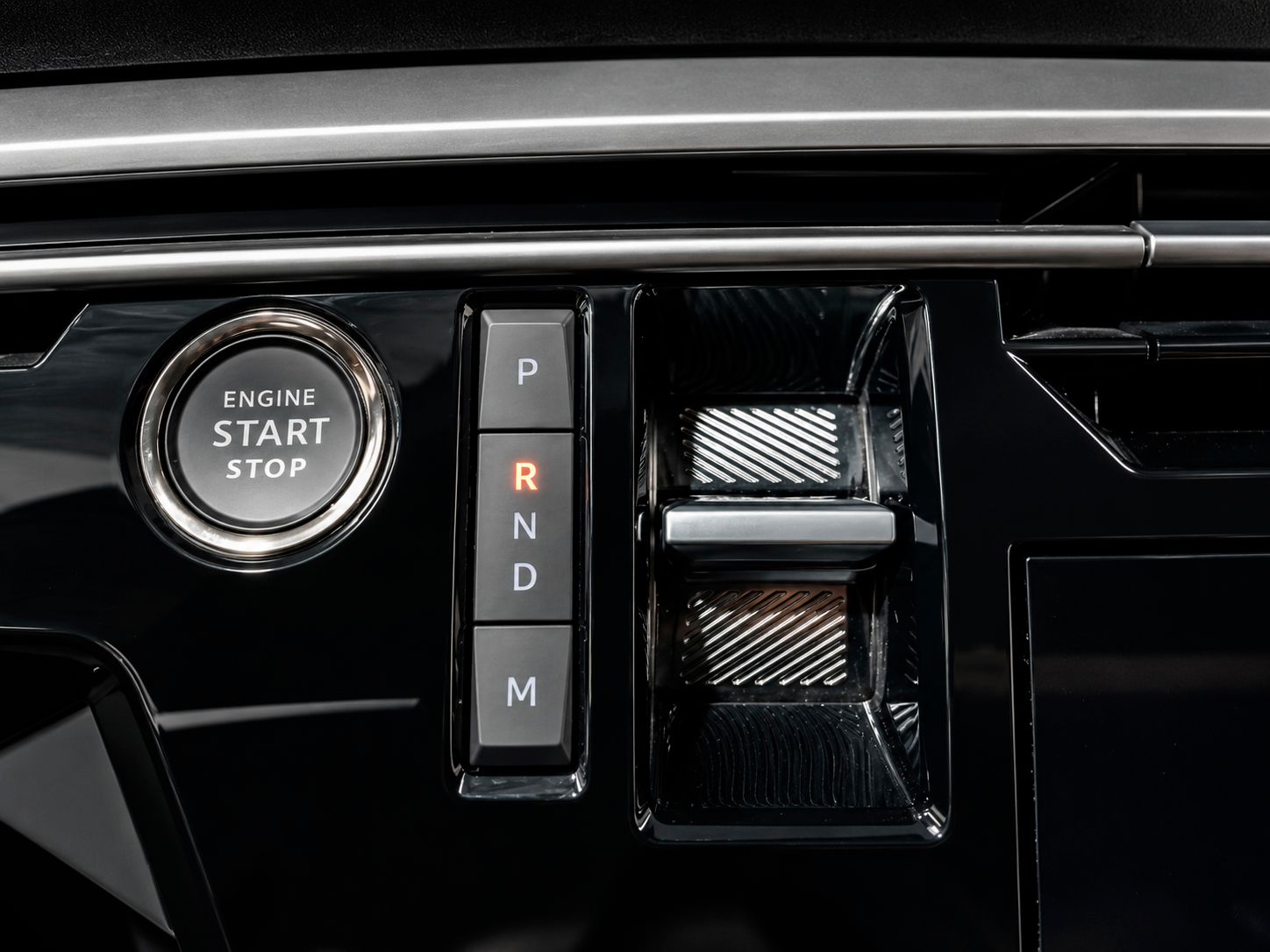 Peugeot 3008 Hybrid 145 Allure eDCS6 - foto 15