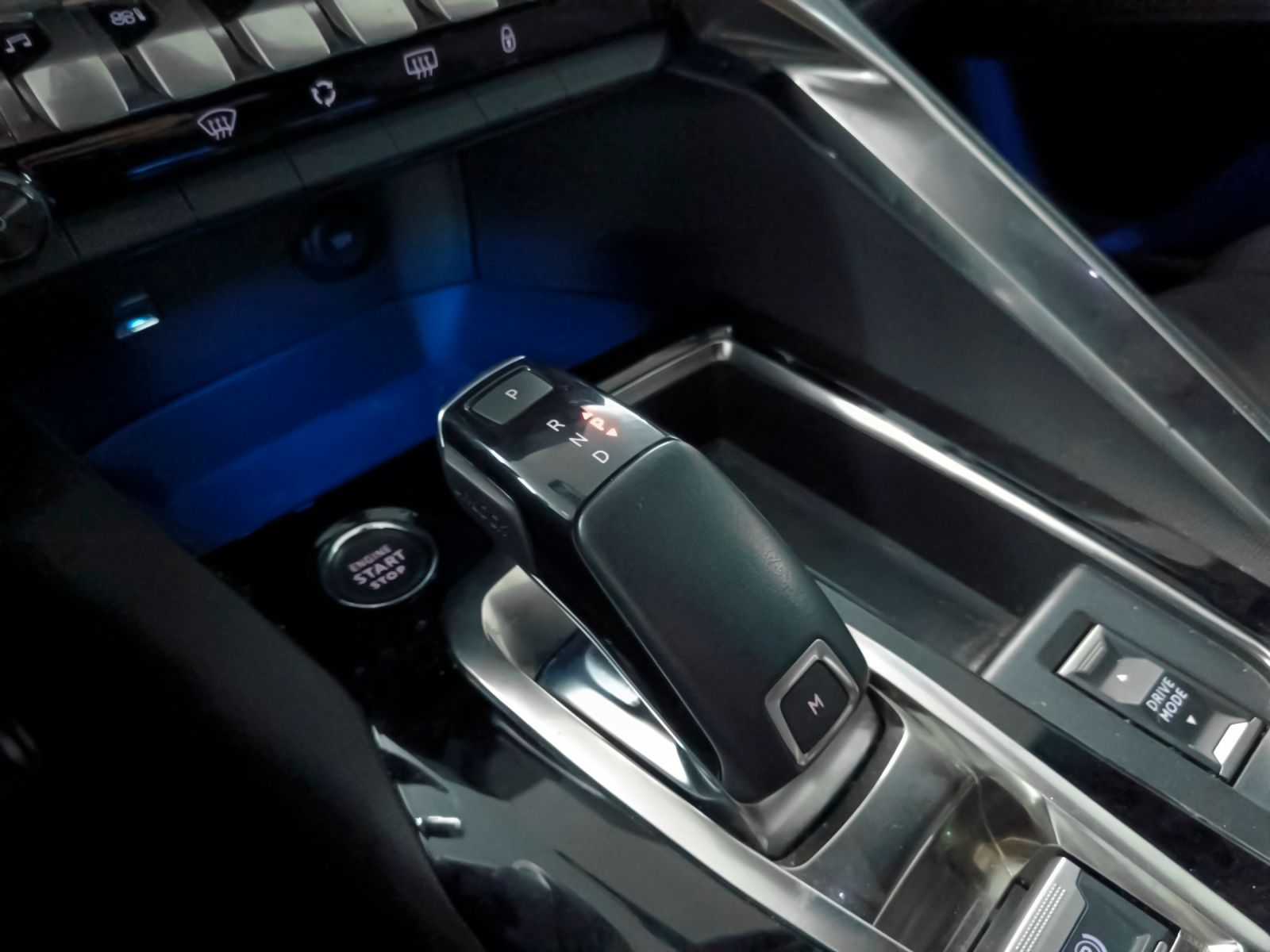 Peugeot 3008 BlueHDi 130 GT EAT8 - foto 15