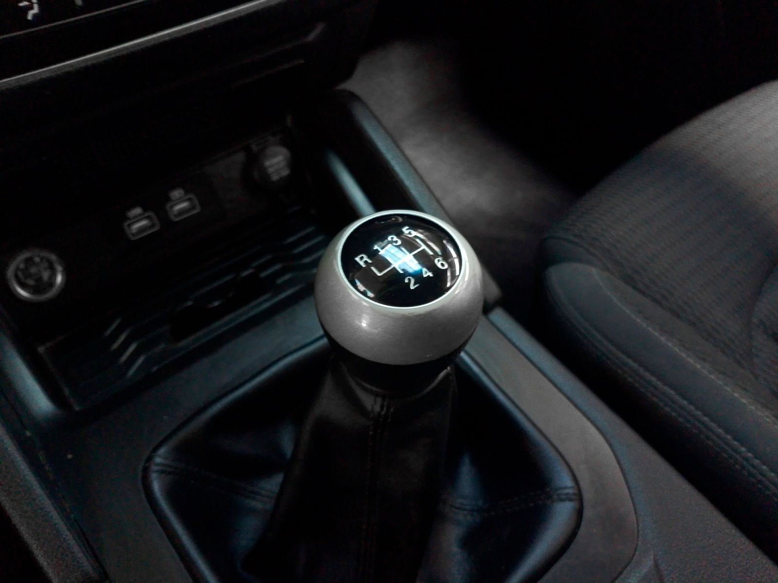 SsangYong Musso Sports D22DTR Pro 4x4 - foto 15