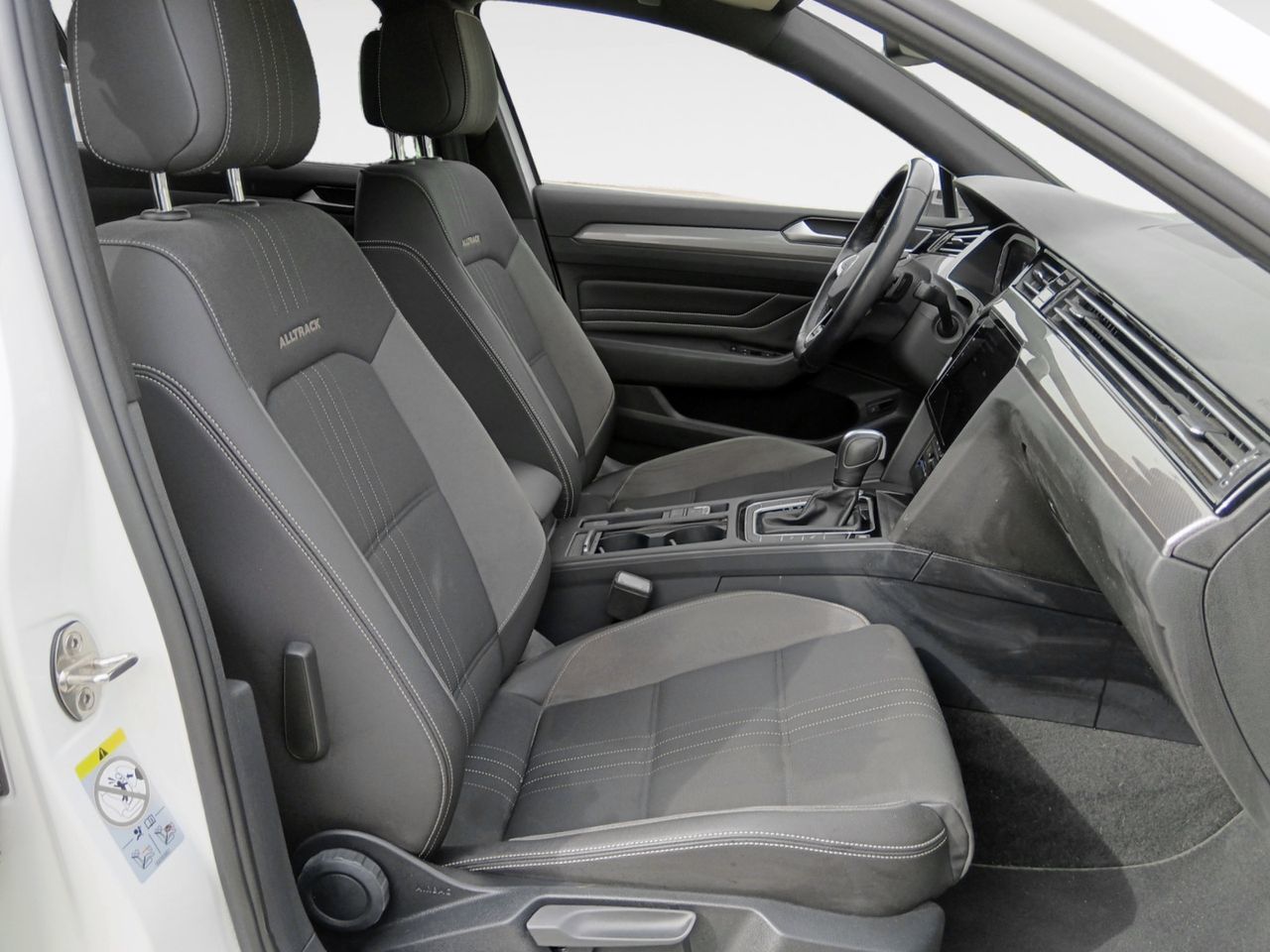 Volkswagen Passat 2.0 TDI 4Motion DSG - foto 11