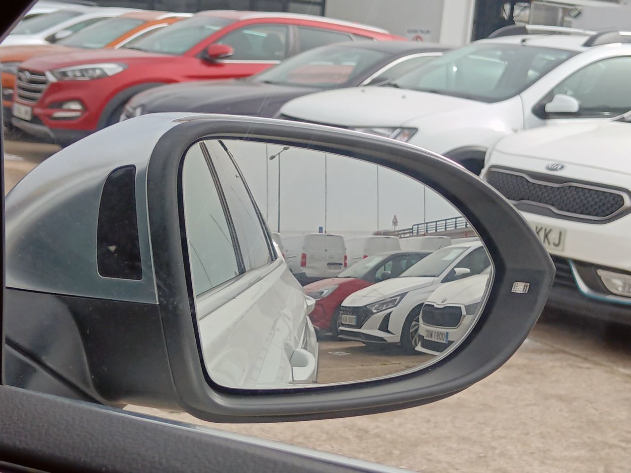 Volkswagen Passat 2.0 TDI 4Motion DSG - foto 22